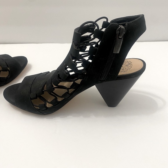 NEW!  Vince Camuto Eliaz 7.5  black Caged Peep Toe Heel with Zipper - Picture 4 of 16